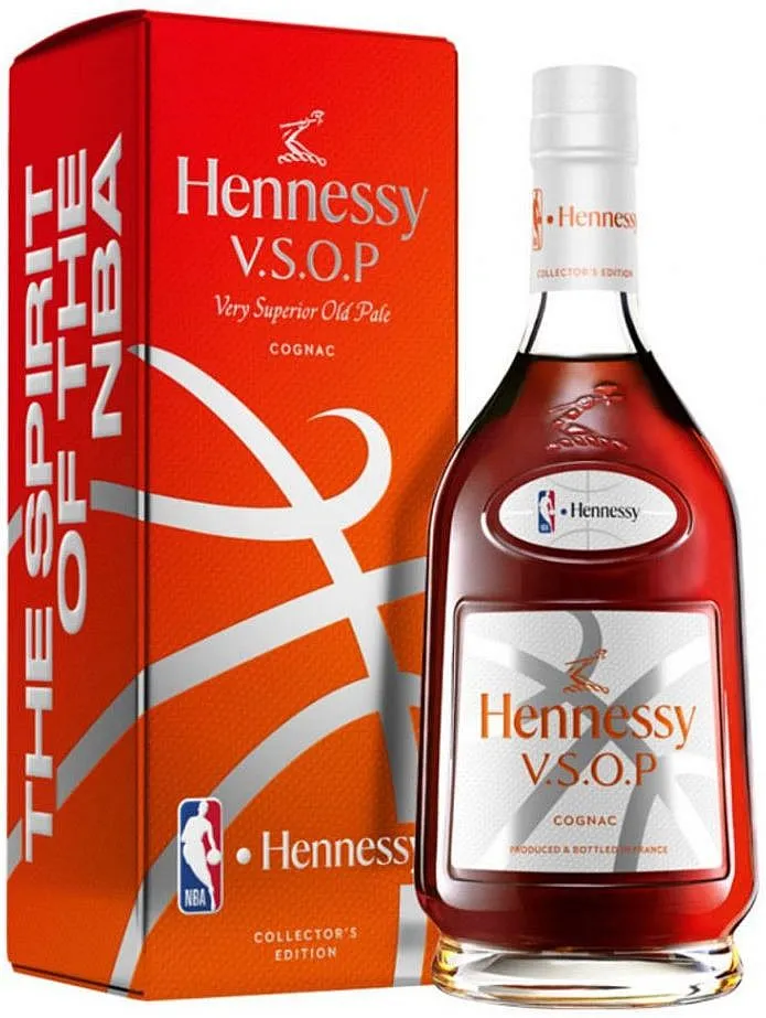 Cognac Hennessy VSOP NBA edition v krabičce  40%0.70l