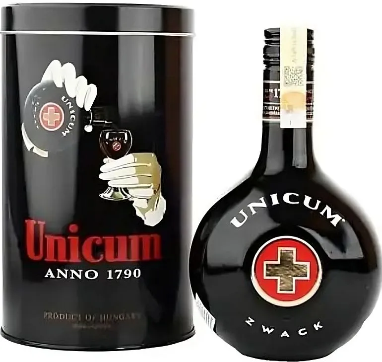 Likér Zwack Unicum Original v plechu  40%0.70l